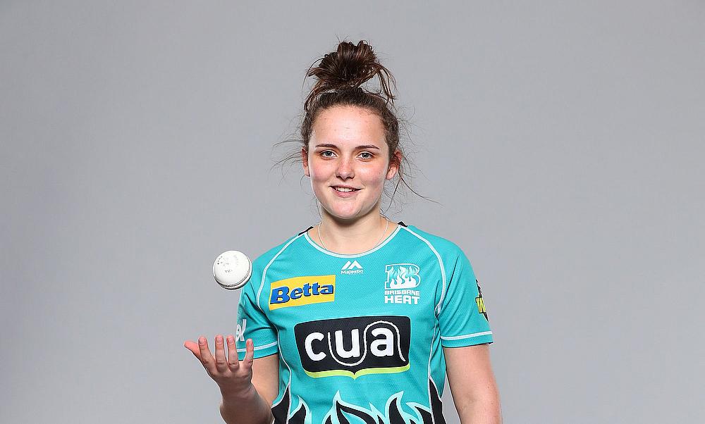 Amelia Kerr withdraws from WBBL to continue focus on mental health issue.